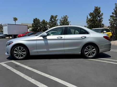 Used 2015 Mercedes-Benz C 300 Sedan image 5