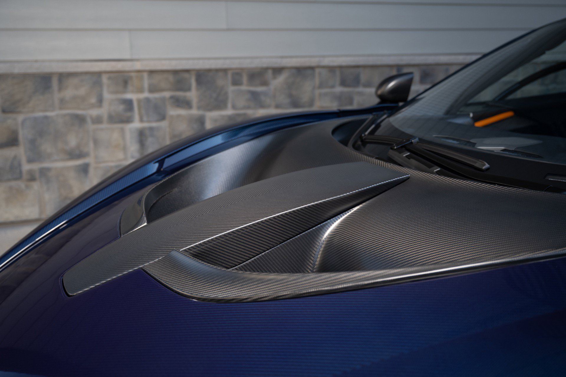 Used 2019 McLaren Senna RWD image 78