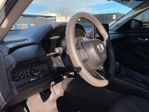 Certified 2025 Honda Accord SE image 27