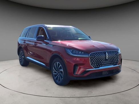 New 2026 Lincoln Aviator AWD image 13