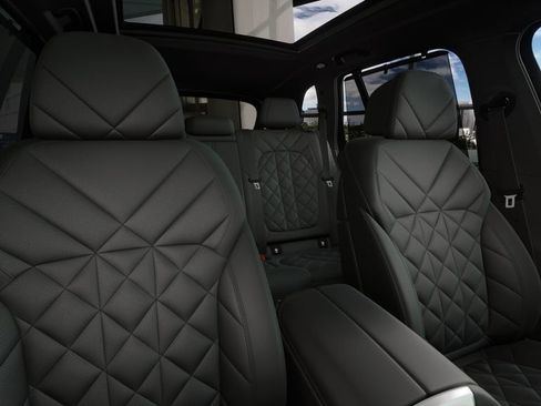 New 2026 BMW X5 xDrive40i w/ M Sport Package image 11