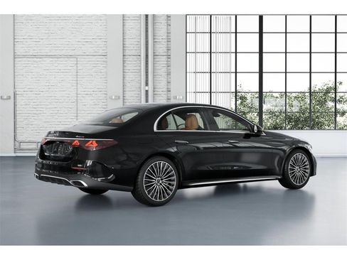 New 2026 Mercedes-Benz E 450 4MATIC Sedan image 20