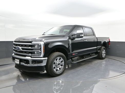 New 2025 Ford F250 King Ranch w/ Chrome Package image 11