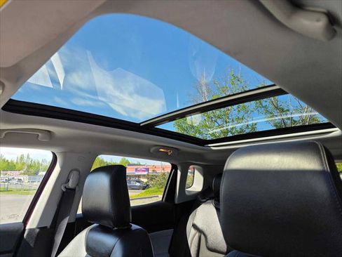Used 2022 Jeep Compass Limited w/ Sun and Sound Group AWD/4WD image 22