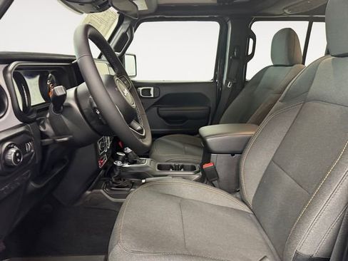 New 2026 Jeep Gladiator Sport AWD/4WD image 6