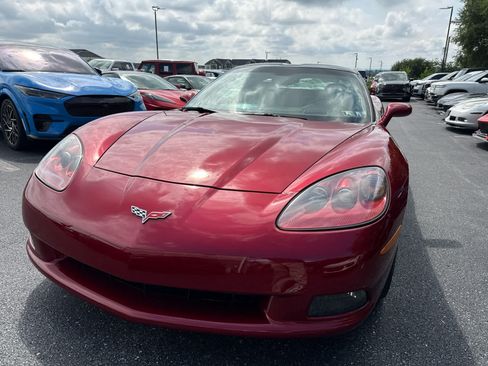 Used 2008 Chevrolet Corvette Coupe w/ Preferred Equipment Group RWD image 11