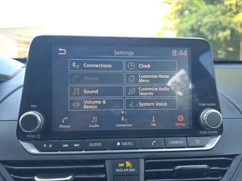 Used 2020 Nissan Altima 2.5 S FWD image 19
