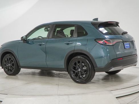 Used 2025 Honda HR-V Sport image 7