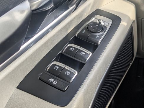 Used 2024 Kia Telluride S w/ S Sunroof Package FWD image 25
