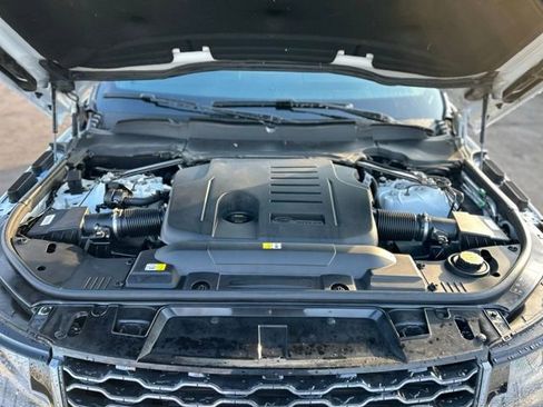 Used 2022 Land Rover Range Rover Sport HSE Silver Edition image 11