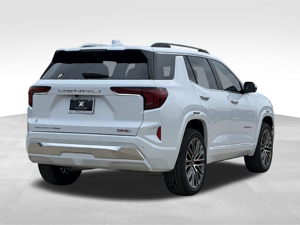 New 2027 GMC Terrain Denali w/ LPO, Floor Liner Package AWD/4WD image 3