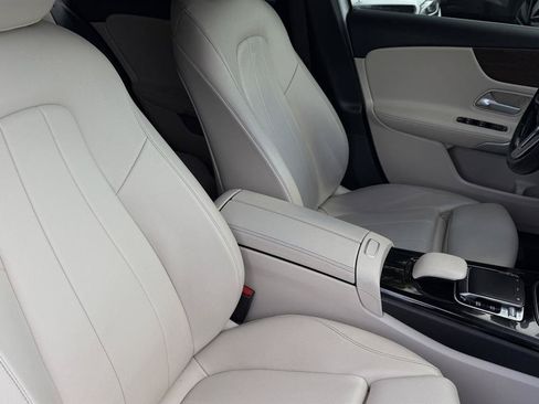 Used 2019 Mercedes-Benz A 220 4MATIC image 45
