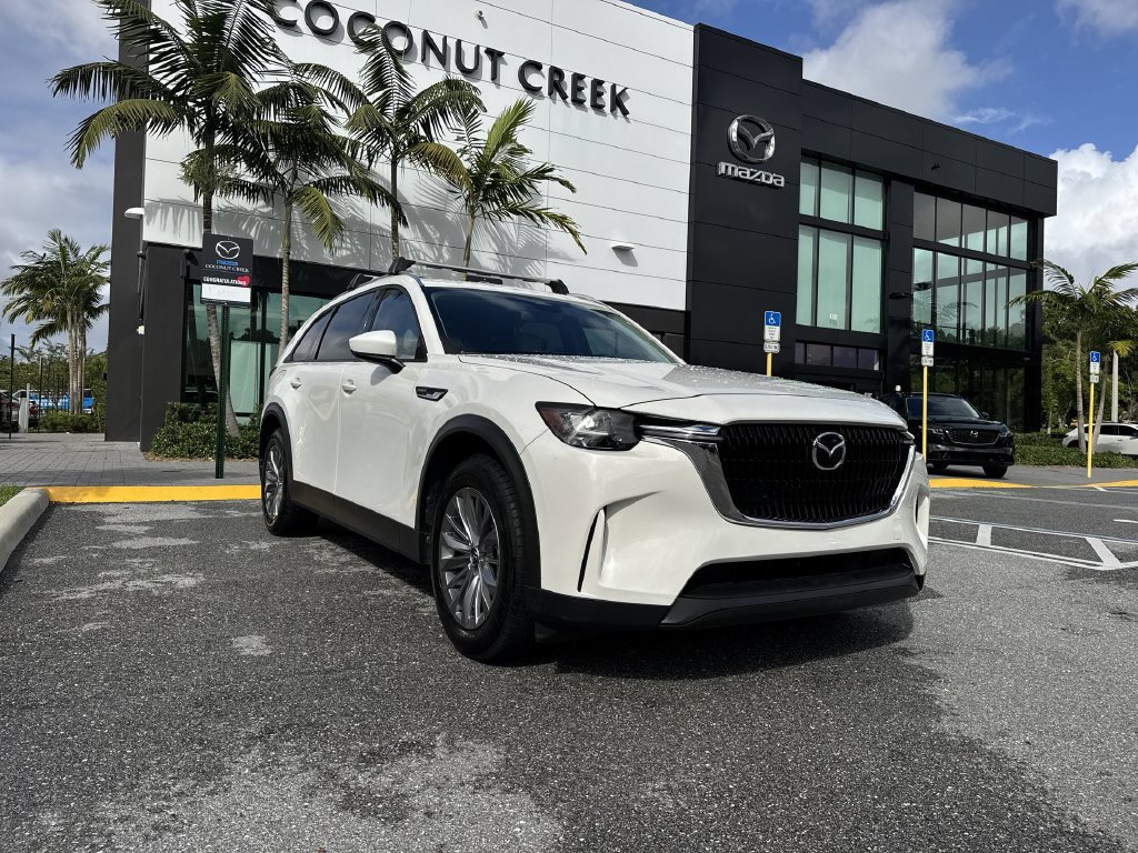 Used 2024 MAZDA CX-90 Plug-In Hybrid w/ Preferred AWD/4WD image 31