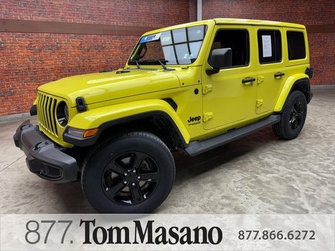 Used 2022 Jeep Wrangler Unlimited Sahara image 1