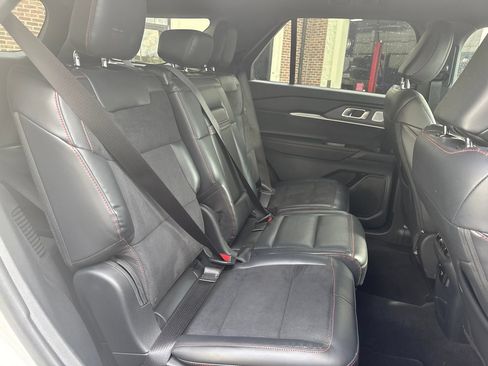Used 2026 Ford Explorer ST w/ Sun And Sound Package AWD/4WD image 12