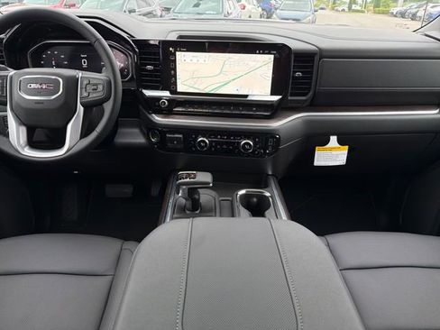 New 2026 GMC Sierra 1500 SLT AWD/4WD image 9