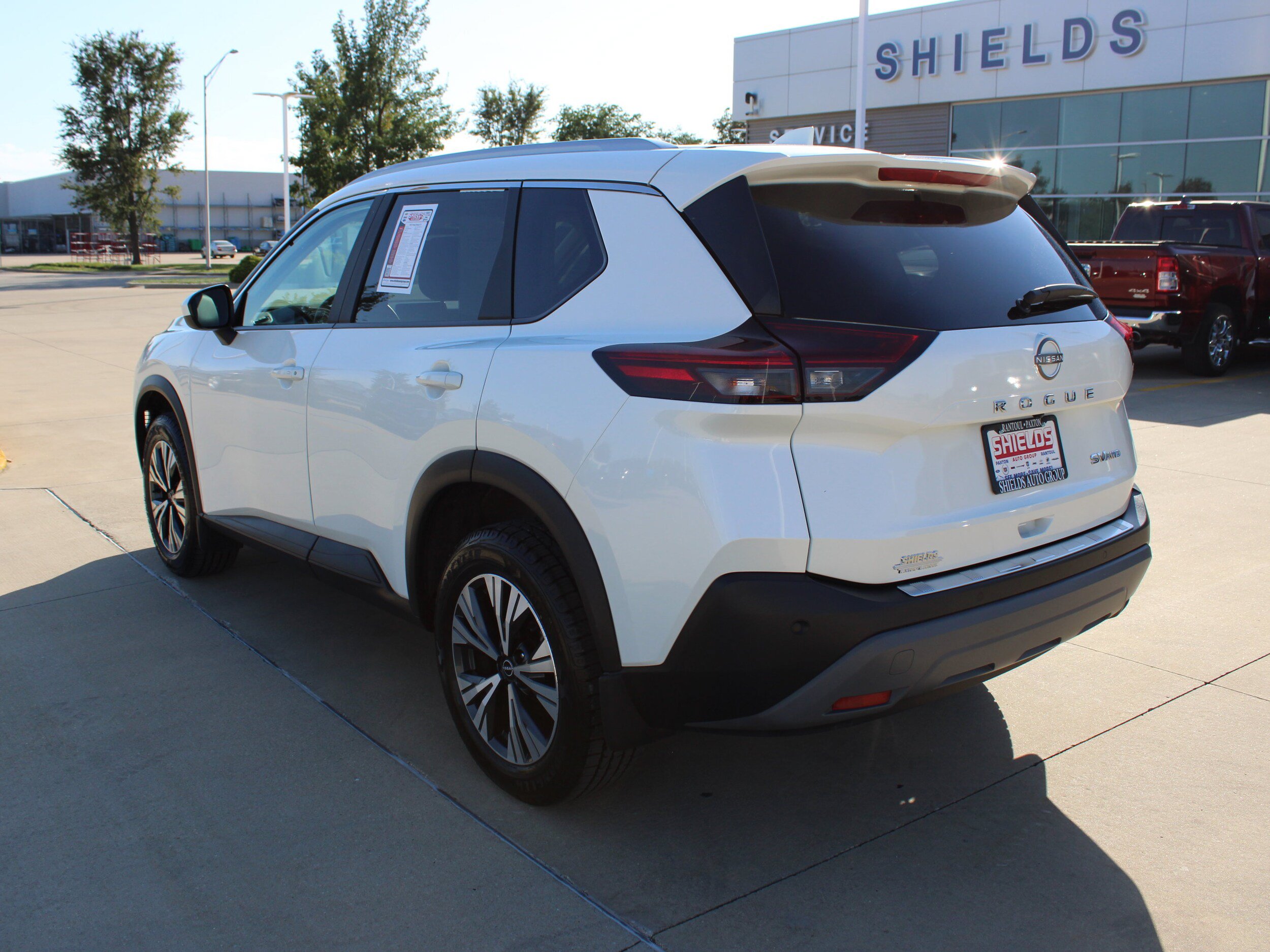 Used 2023 Nissan Rogue SV w/ SV Premium B Package AWD/4WD image 5