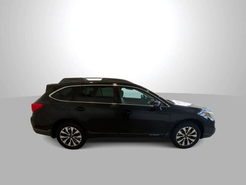 Used 2017 Subaru Outback 2.5i Limited w/ Popular Package #5 image 9