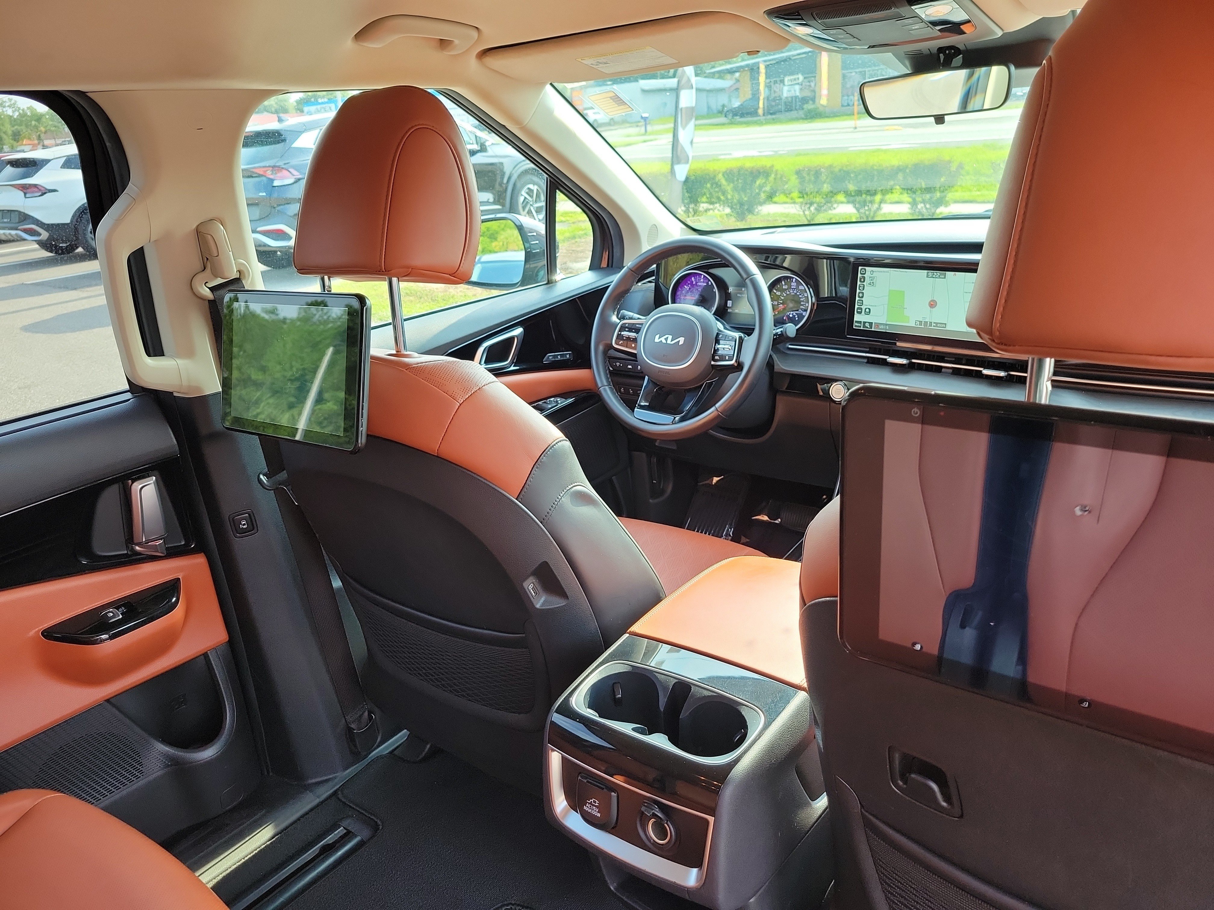 Used 2022 Kia Carnival SX FWD image 13