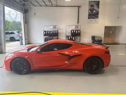 Used 2025 Chevrolet Corvette Z06 w/ Battery Protection Package RWD image 6