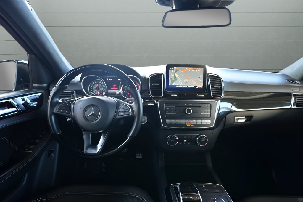 Used 2019 Mercedes-Benz GLE 63 AMG 4MATIC w/ Premium 3 Package image 41