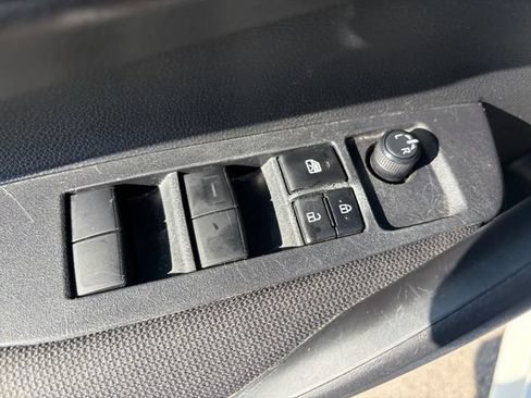 Used 2023 Toyota Corolla LE w/ Carpet Mat Package (TMS) FWD image 26
