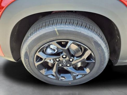 New 2026 Chevrolet Trax LT w/ Driver Confidence Package FWD image 29