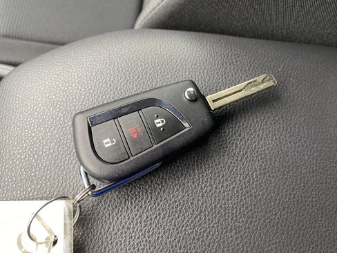 Used 2025 Toyota RAV4 LE image 35