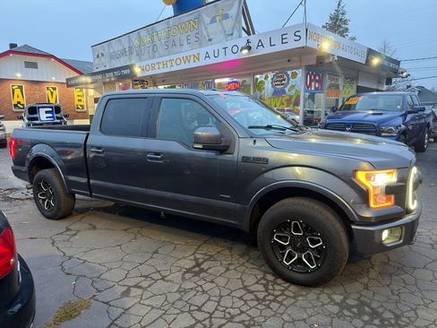 Used 2015 Ford F150 Lariat w/ Equipment Group 502A Luxury image 6