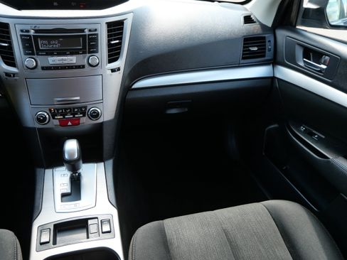 Used 2013 Subaru Legacy 2.5i Premium w/ All-Weather Pkg AWD/4WD image 11