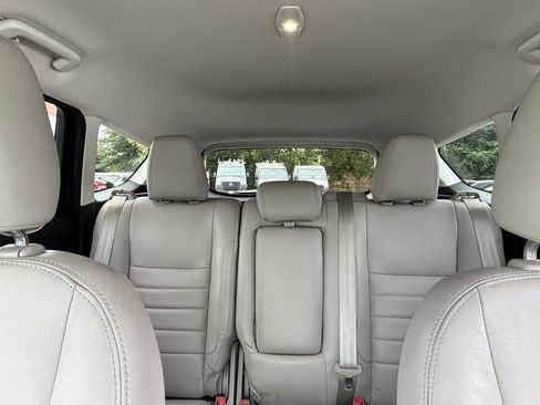 Used 2014 Ford Escape SE FWD image 18