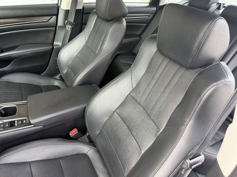 Used 2021 Honda Accord EX-L image 31