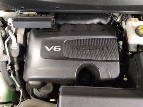 Used 2017 Nissan Pathfinder SV image 30