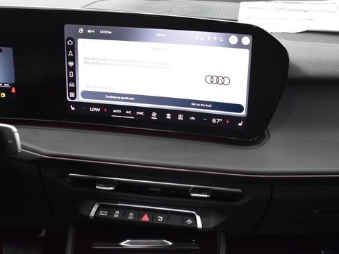 New 2026 Audi Q3 quattro 2.0T AWD/4WD image 17