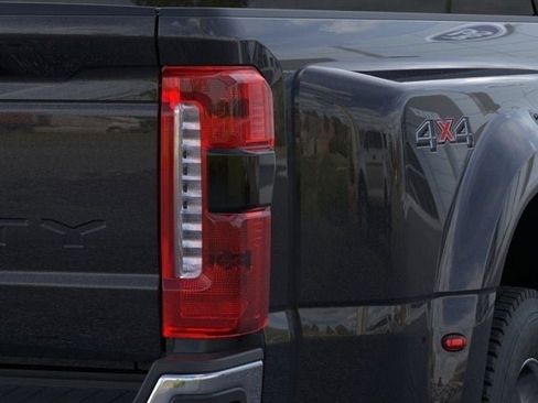 New 2026 Ford F450 Lariat w/ Lariat Ultimate Package image 87