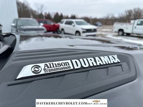 Used 2024 Chevrolet Silverado 2500 ZR2 w/ Technology Package image 39