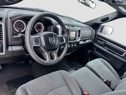 Used 2024 RAM 1500 Warlock AWD/4WD image 7
