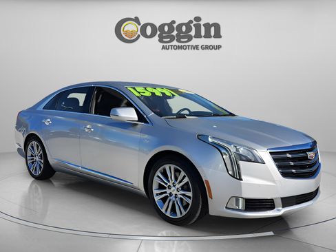 Used 2018 Cadillac XTS Luxury image 7
