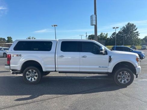 Used 2019 Ford F250 Platinum w/ Platinum Ultimate Package AWD/4WD image 2