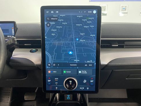 Used 2021 Ford Mustang Mach-E Select image 22