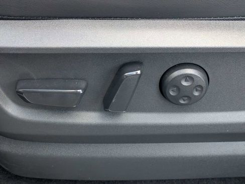 Used 2025 INFINITI QX80 Luxe RWD image 21