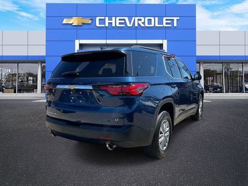 Certified 2023 Chevrolet Traverse LT w/ Rear Camera Mirror Package AWD/4WD image 4