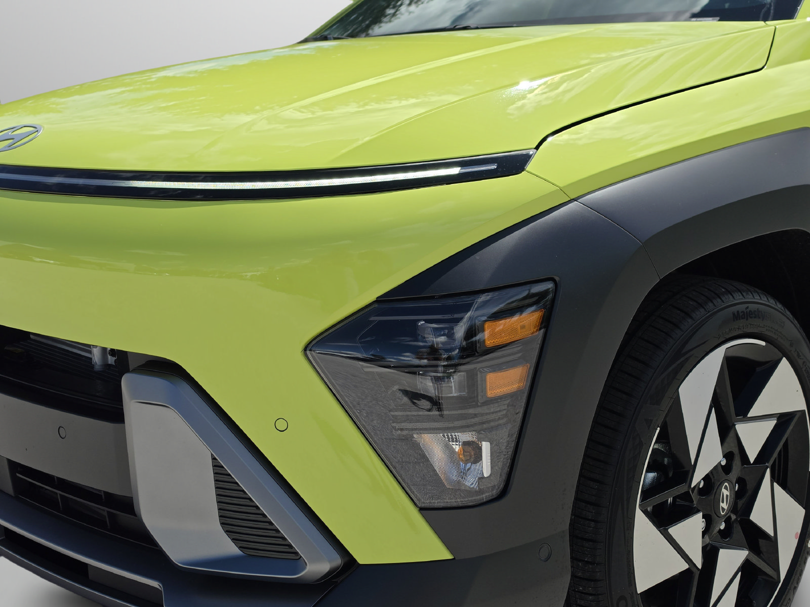 New 2027 Hyundai Kona Limited FWD image 37
