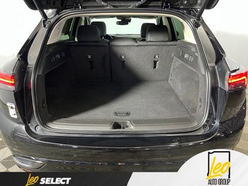 Used 2023 Buick Envision Essence w/ Sport Touring Package AWD/4WD image 24