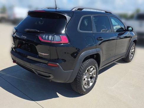 Used 2020 Jeep Cherokee Trailhawk w/ Cold Weather Group AWD/4WD image 4