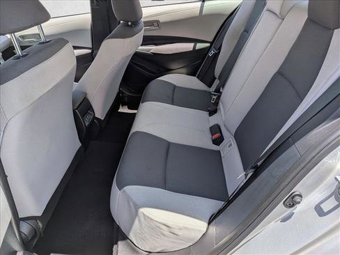 Used 2025 Toyota Corolla LE FWD image 18
