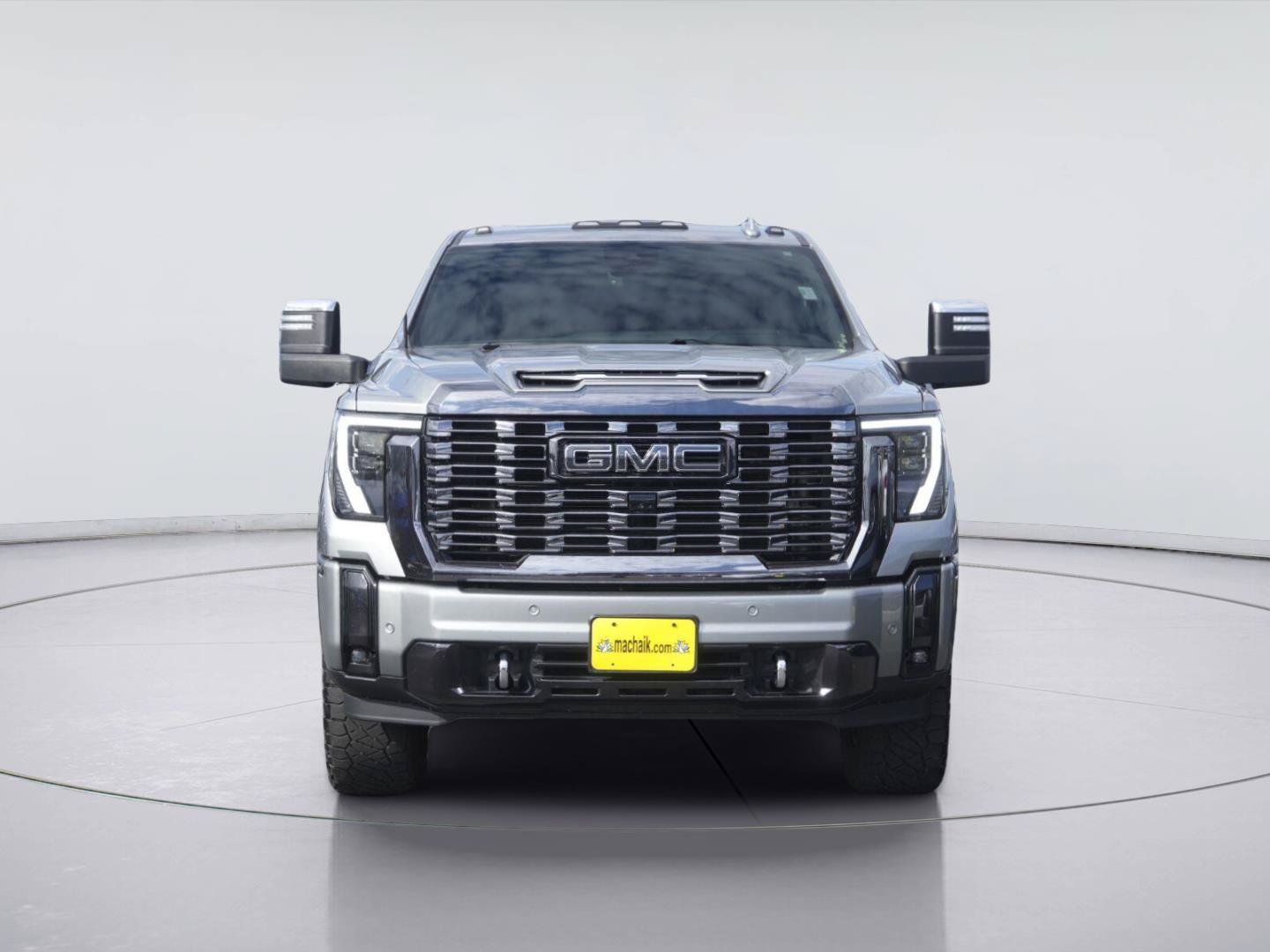 Used 2024 GMC Sierra 2500 Denali Ultimate AWD/4WD image 3