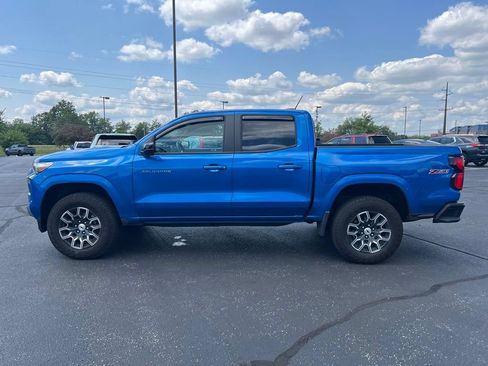 Used 2023 Chevrolet Colorado Z71 w/ Z71 Convenience Package 2 AWD/4WD image 3