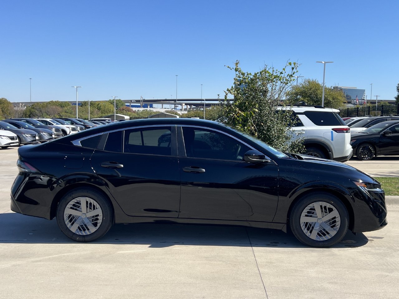 New 2027 Nissan Sentra S FWD image 3
