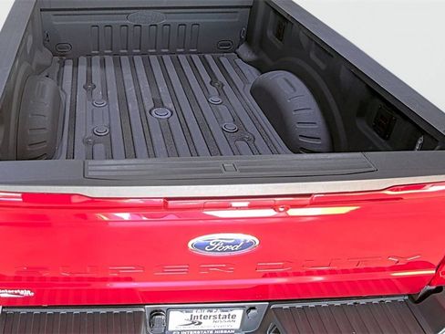 Used 2025 Ford F250 Lariat w/ Chrome Package image 11